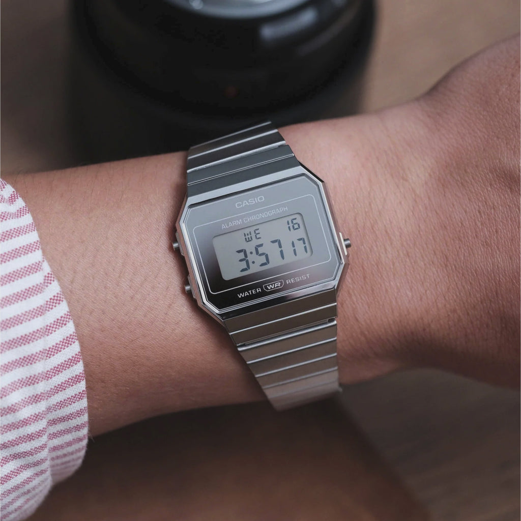 Casio Vintage A700WEV-7ADF Unisex Digital Watch Silver Stainless Steel Mesh Bracelet LED Light Stopwatch Alarm Retro Design